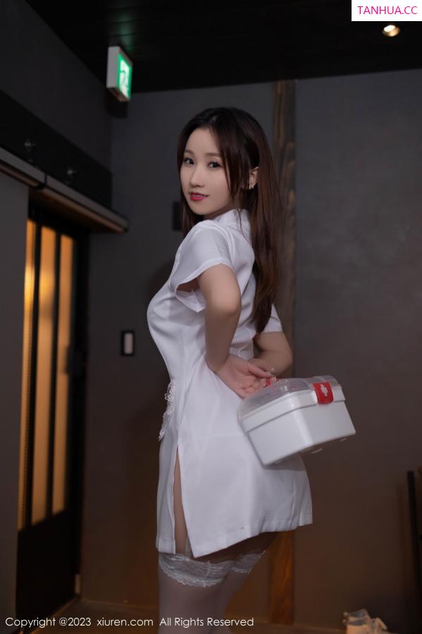   [XiuRen]高清写真图 2023.11.01 No.7596 杏子Yada 美腿丝袜第9张图片